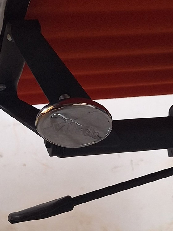 Image 1 of Vitra EA 119 fleischfarbenes Orange auf Rollen