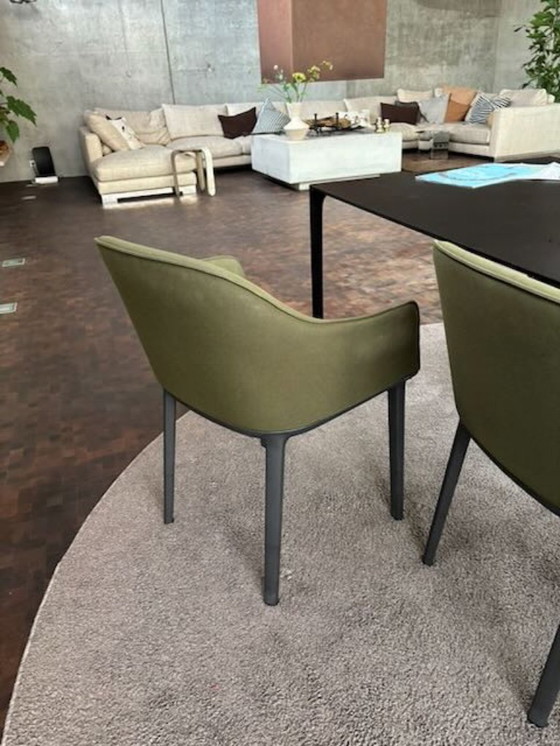Image 1 of 6 x Vitra Softshell dark green - excellent condition