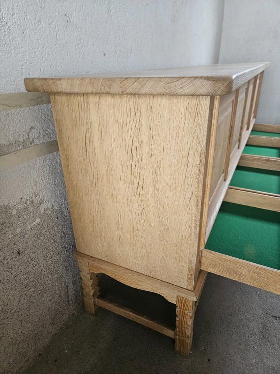 Image 1 of Massief eiken dressoir van Henning Kærnulf Kjaernulf