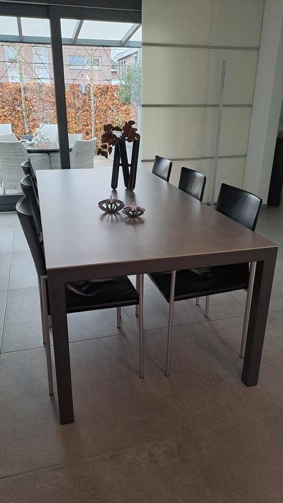 Image 1 of Tavolo da pranzo Bert Plantagie Design.