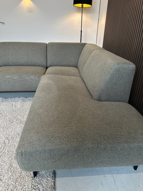 Image 1 of Moss green sample sofa in mint condition, 274x220 cm