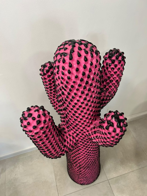 Andy’s Cactus n.82/99 di Andy Warhol per Gufram, 2002 – Appendiabiti, Plastica (photo 7 of 11)