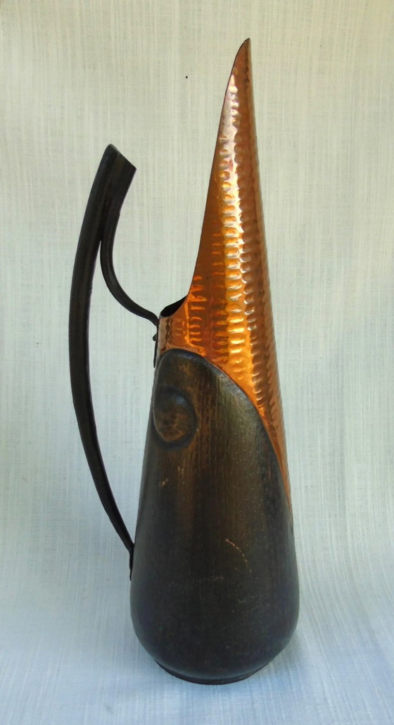 Brocca/vaso vintage francese di metà secolo in rame martellato e metallo nero (anni '50-'60) – Jean Goardere (photo 3 of 8)