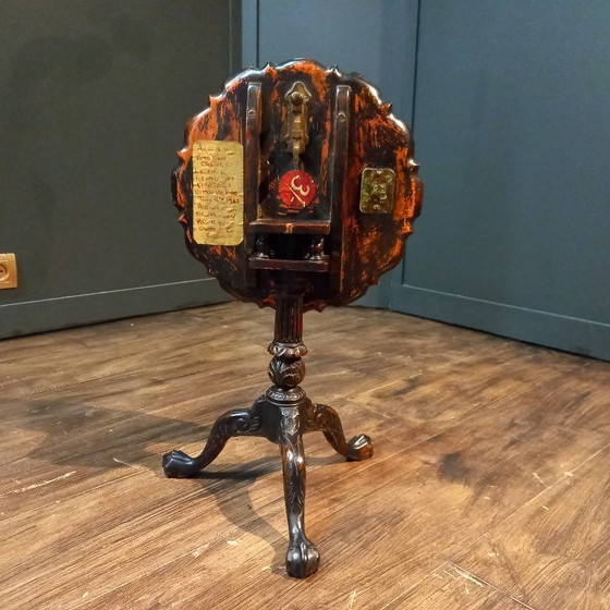 Table d'appoint inclinable antique en acajou style géorgien de 1904 – Tables d'appoint, Wood (photo 9 of 16)