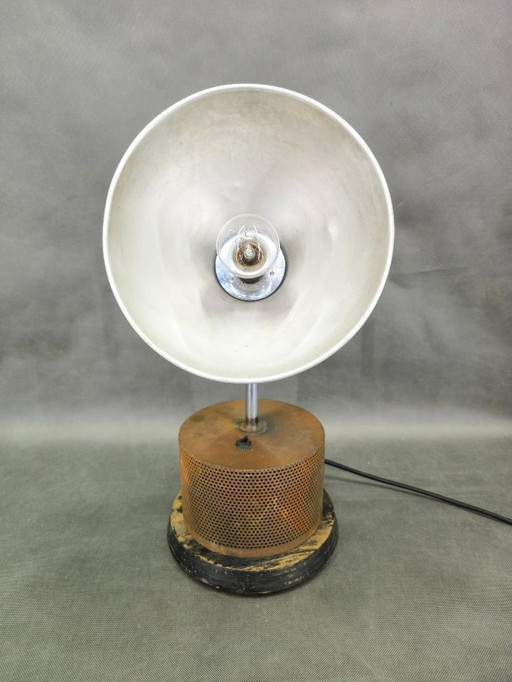 Lampe de table industrielle des années 1940, en aluminium, Tchécoslovaquie