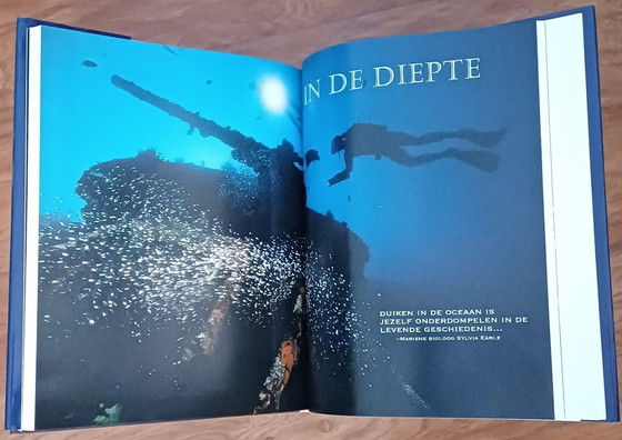Mysteries & Lost Civilizations | 15 Books | 003 – Coffee table books, Paper (photo 5 of 14)
