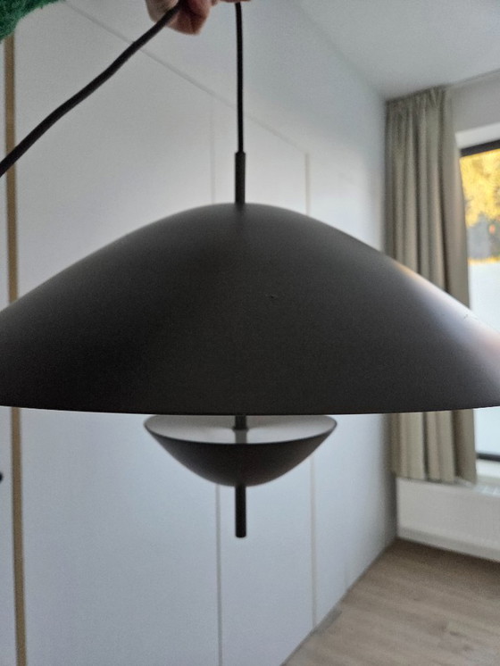 Image 1 of Lámpara colgante Lod de Ferm Living, hierro con acabado en negro