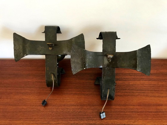 Image 1 of 2 brutalistische Wandleuchten aus Schmiedeeisen 70er Jahre