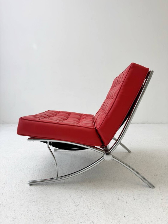 Image 1 of Rode fauteuil