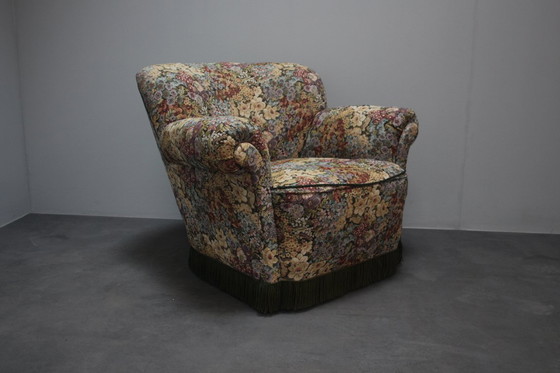 Image 1 of Fauteuil club design, années 1940.