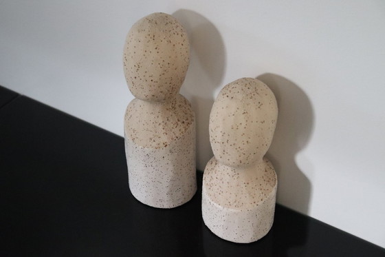 Image 1 of 2 statues BATTUDA en céramique crème mate