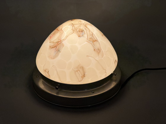 Image 1 of Vintage gemarmerde plafondlamp - elegantie in glas en metaal