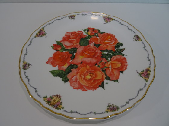 Image 1 of Assiette Royal Albert