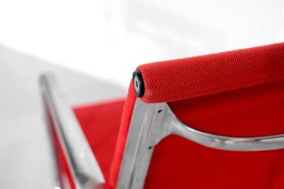 Image 1 of Conjunto de sillones EA 117 de Charles Ray Eames para ICF USA 1969.