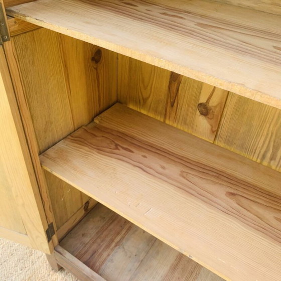 Image 1 of Armoire vintage