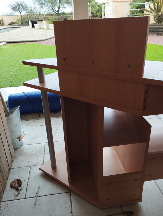 Image 1 of Escritorio de esquina