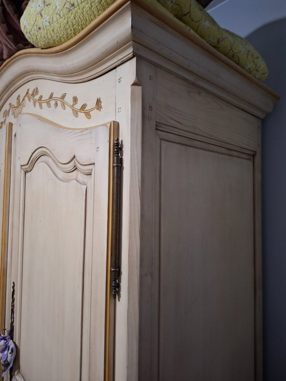 Image 1 of Armoire