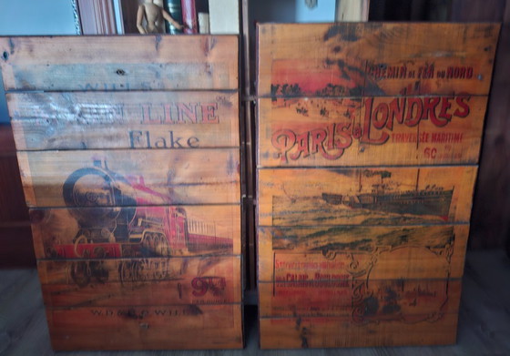 Image 1 of Set di due grandi insegne vintage in legno ispirate ai poster di W.D. & H.O. Wills - Upcycled Industrial Art