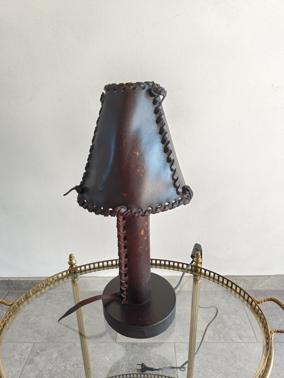 Image 1 of Lampada da tavolo italiana degli anni '70 in pelle con paralume annodato a mano.