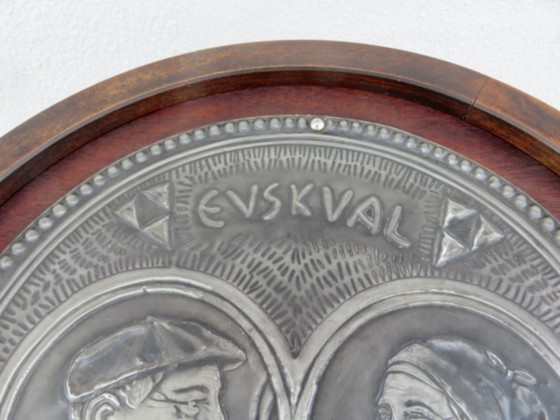 Image 1 of J. Arneguy, signé, rare ancien guéridon du Pays Basque, art déco, années 30