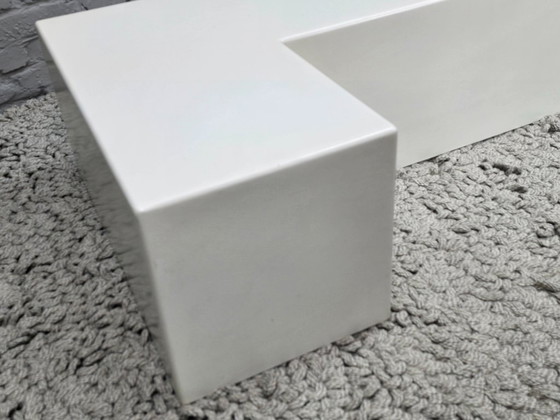 Image 1 of Tavolino laterale a forma di L con rotelle, design italiano di metà secolo, stile Space Age, Italia, anni '80