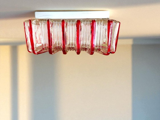 Image 1 of Applique rettangolare da incasso in vetro rosso