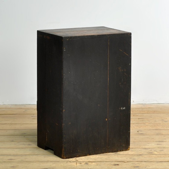 Image 1 of Petite vitrine japonaise, vers 1925