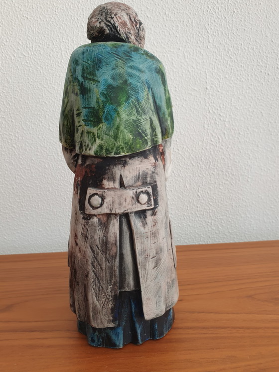 Image 1 of Statuetta in legno "Cacciatore"