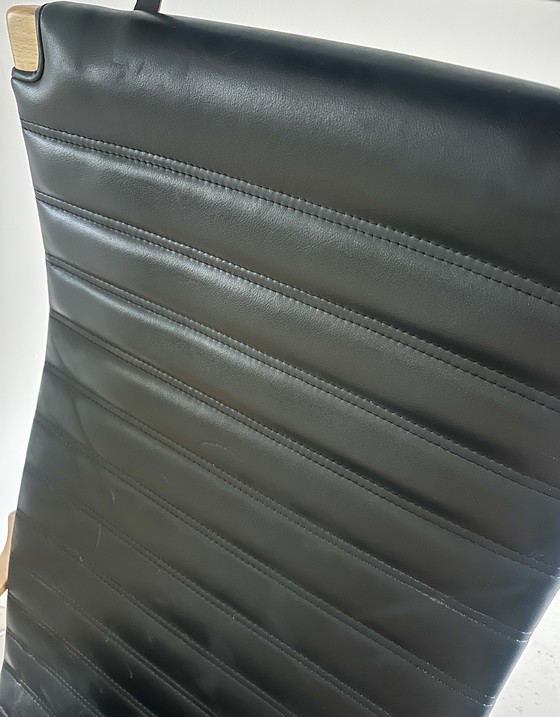 Image 1 of Poltrona lounge in pelle nera Pernilla di Bruno Mathsson per DUX