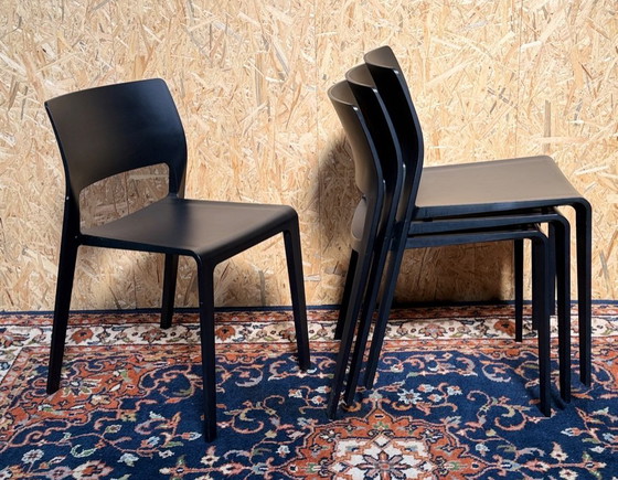 Image 1 of 4 x Arper Juno James Irvine