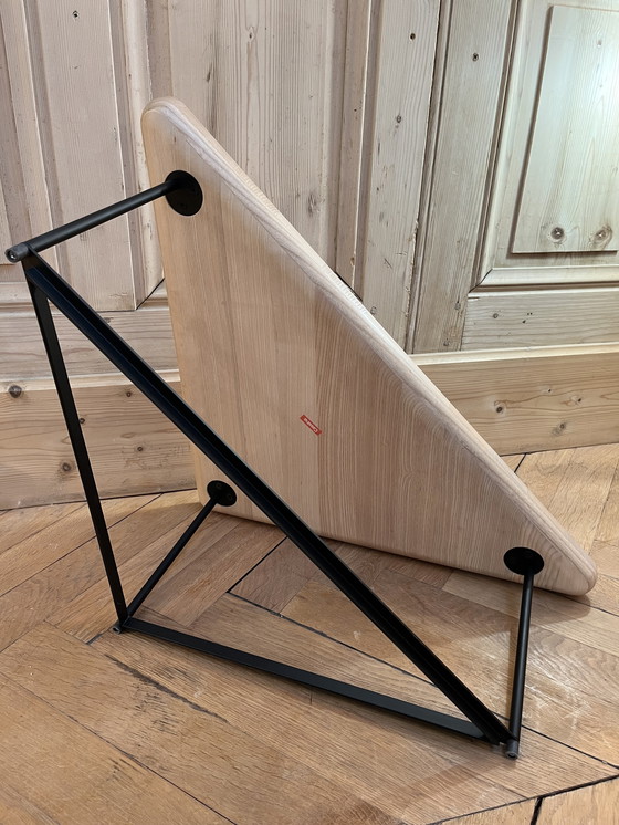 Image 1 of Tavolino modello "TOREI" Editore: Cassina