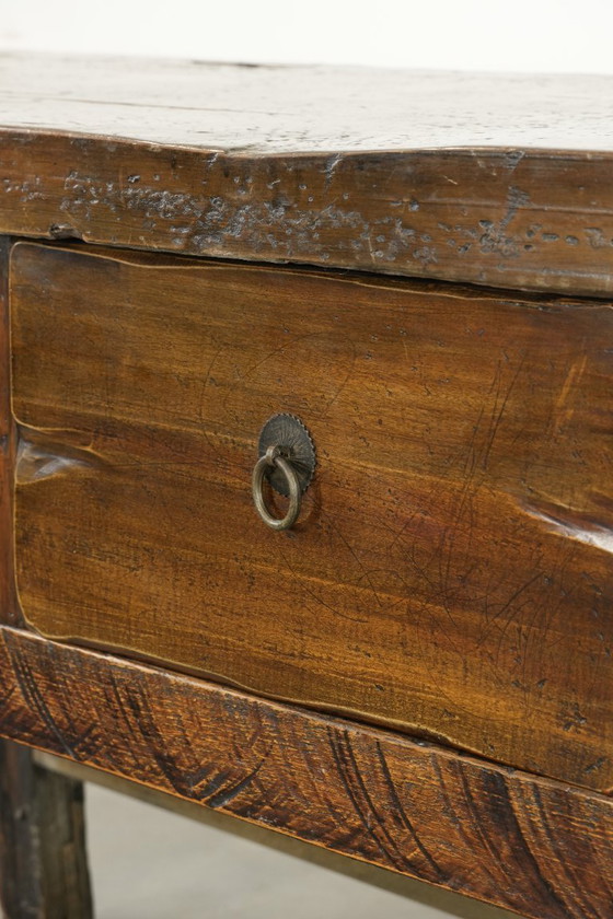 Image 1 of Robust Spanish antique sideboard with 3 drawers from the 18th century