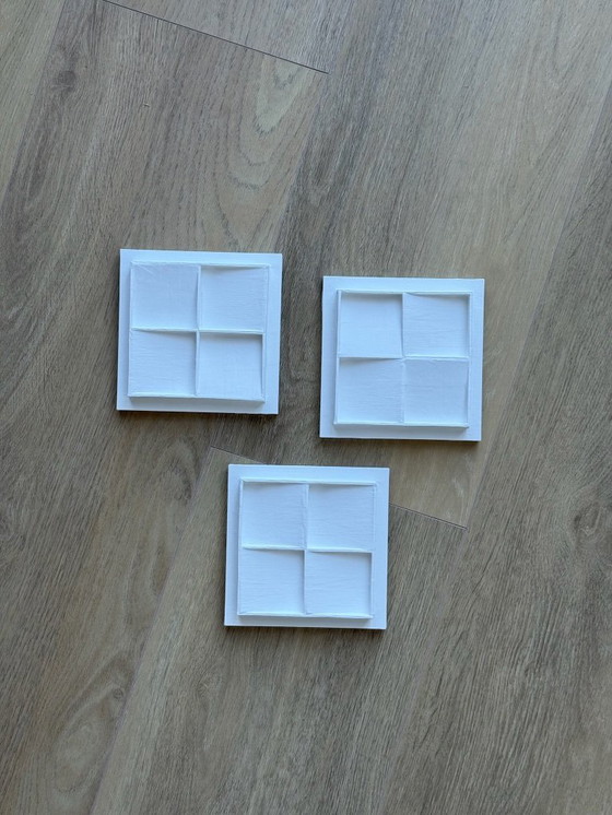 Image 1 of Triptyque de reliefs blancs dans le style Zero - Atelier Nul (Directement de l'artiste)