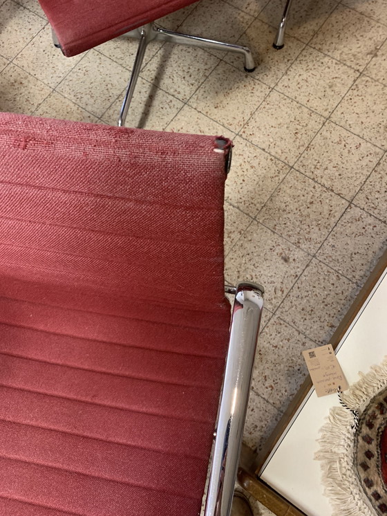 Image 1 of 4x sedie di design marca: vitra wine red