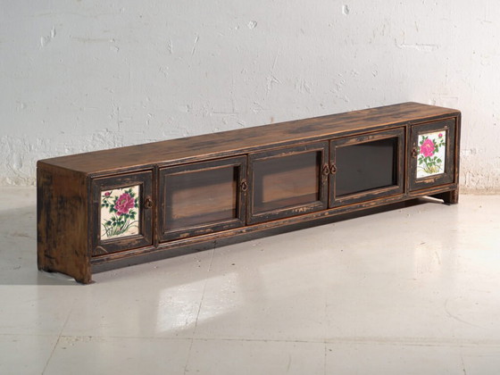 Antique low cabinet in elm wood – China, circa 1900 – Sideboard cabinet, Iron, Glass, Rustic (photo 5 of 39)