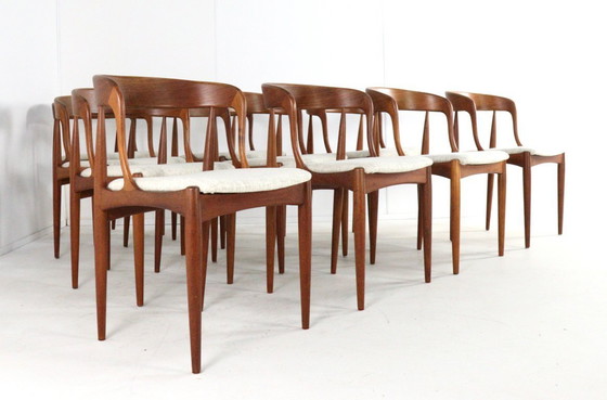 Image 1 of Set 10 Johannes Andersen voor Uldum mobelfabrik stoelen vintage 