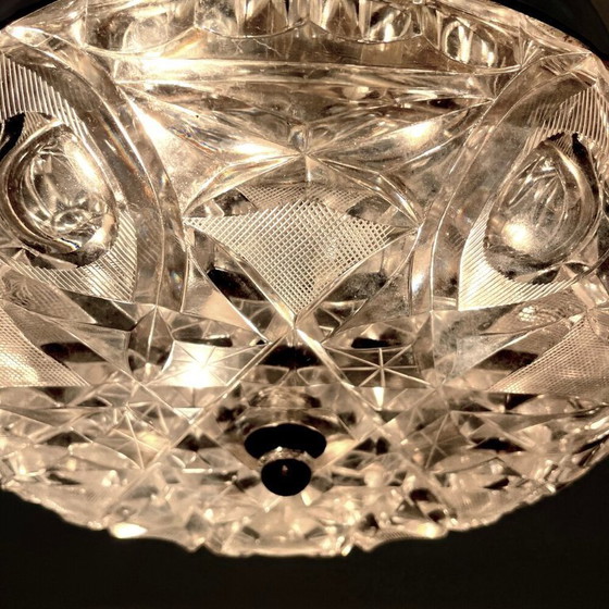 Lampada a sospensione in stile moderno italiano a forma di UFO, con vetro tagliato e cromo, anni '70. (photo 13 of 15)