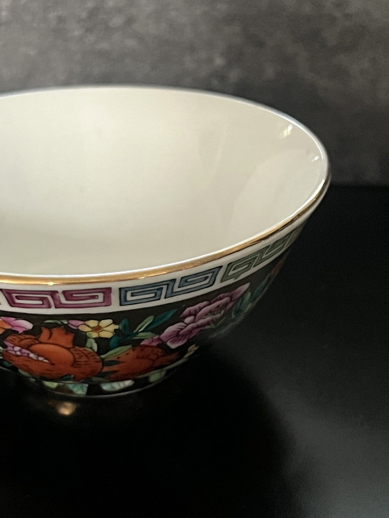 Image 1 of Set di 12 ciotole in porcellana antica cinese Mille Fleur Famille Rose vintage