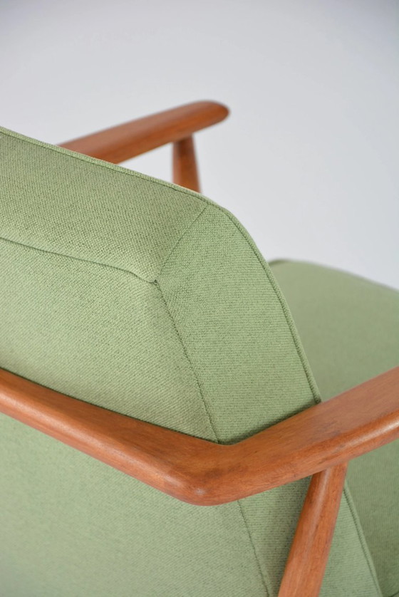 Image 1 of Z-fauteuils in pastel pistachegroen