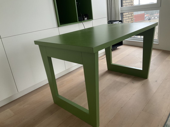 Image 1 of Modern Bureau/tafel ontworpen door Tamar Tonnema