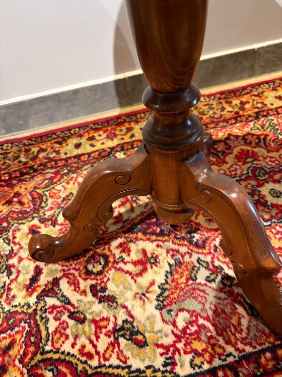 Image 1 of Vintage classic wooden wine table / guéridon with burr walnut top