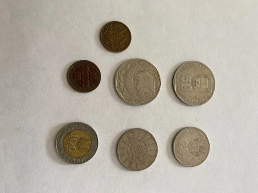 Lot of old Portuguese coins – Escudos and centavos – decoratieve objecten