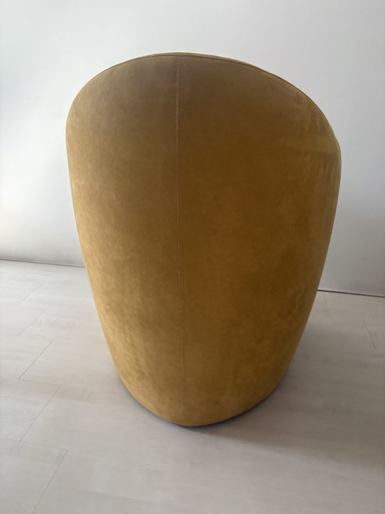 Leolux fauteuils (2) in Alcantara – Polyester, Plastic (photo 5 of 12)