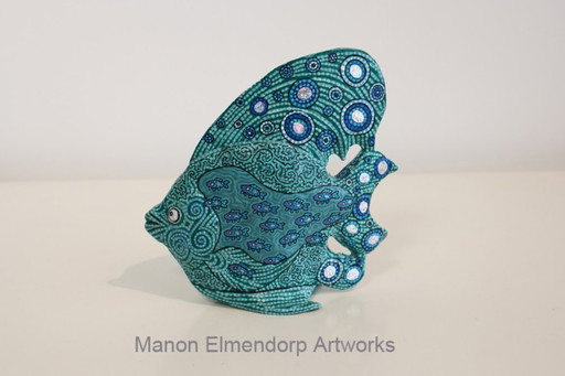 Figurine de poisson tropical unique, peinte à la main et signée