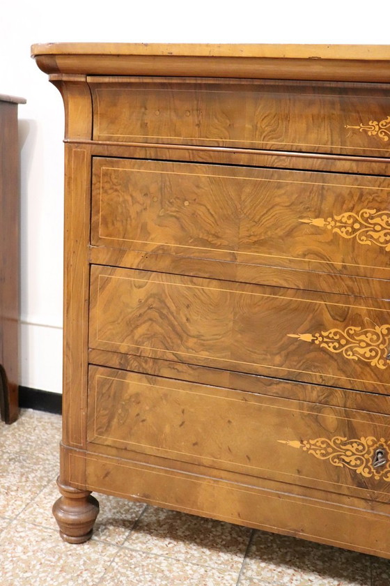 Image 1 of Cómoda antigua de nogal con incrustaciones, Italia, principios del siglo XIX