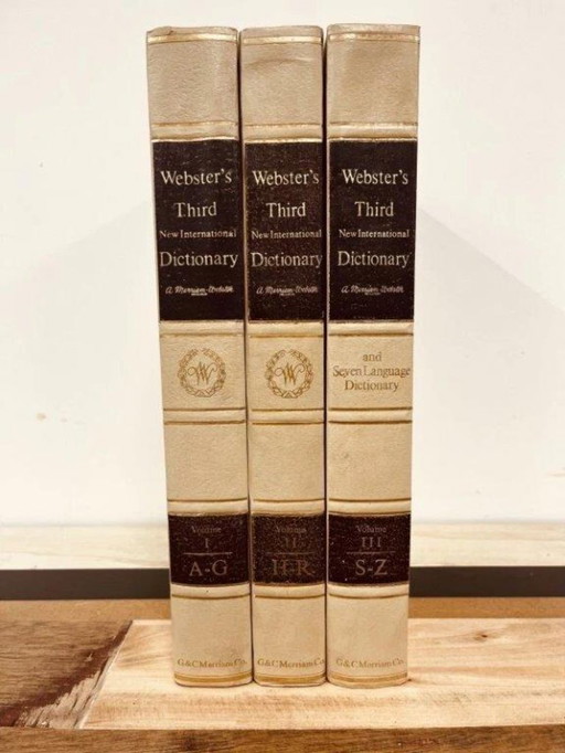 Webster,s Third New Internatiol Dictionary 