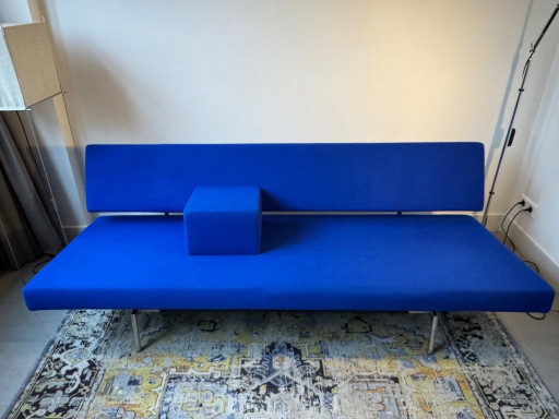 Tagesbett BR02: mit blauem Stoffbezug Kvadrat Tonus 4