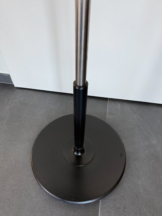 Image 1 of Stokke | Varièr Move met zwarte zitting | ergonomische bureaukruk