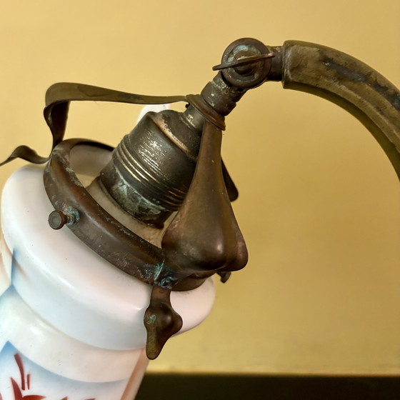 Image 1 of Art Deco Tischlampe bzw. Schreibtischlampe mit bemaltem Glas.