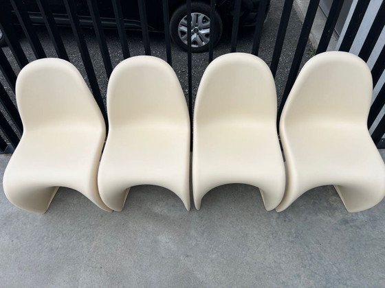 Image 1 of 4 sedie Vitra Panton, colore avorio